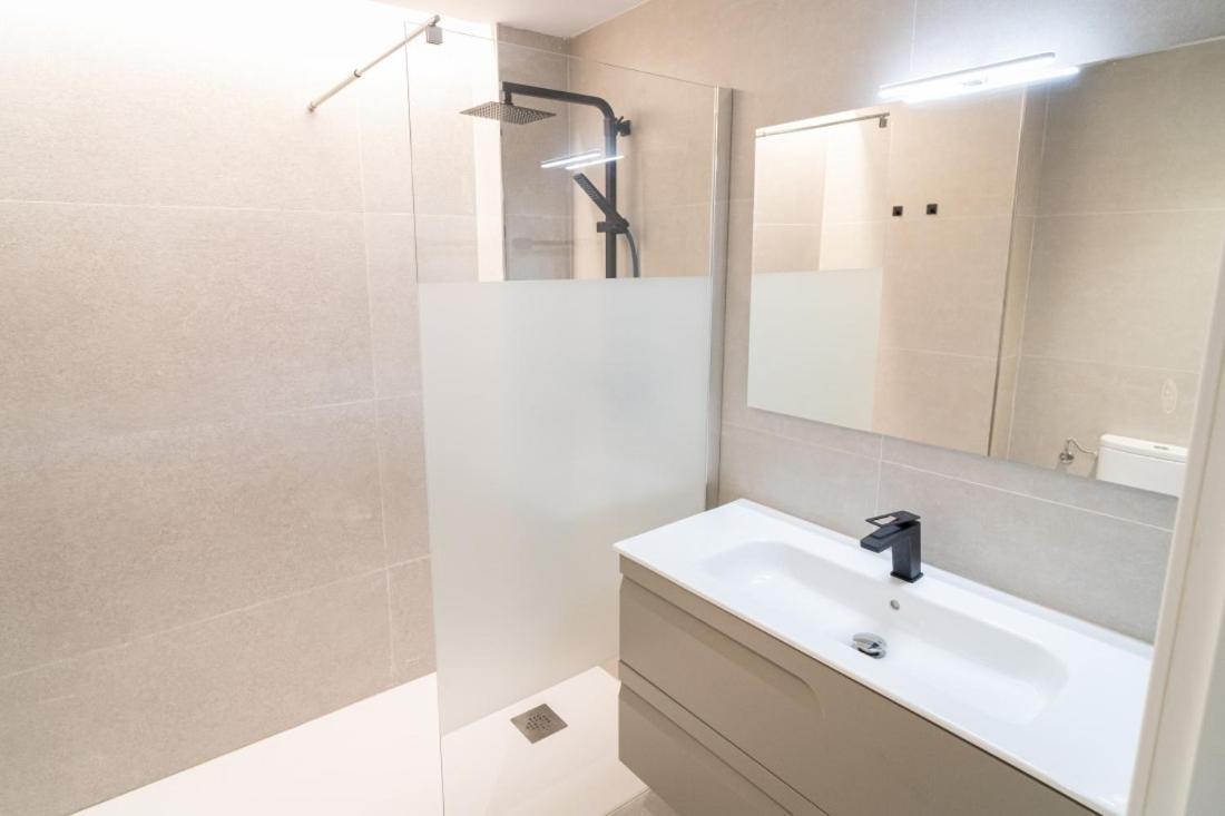 Ornis Apartments Poble Сан-Карлос-де-ла-Рапіта Екстер'єр фото